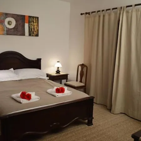 Sleeps22-garden-hottub-pool-barbecue-jacuzzi * São Martinho do Porto